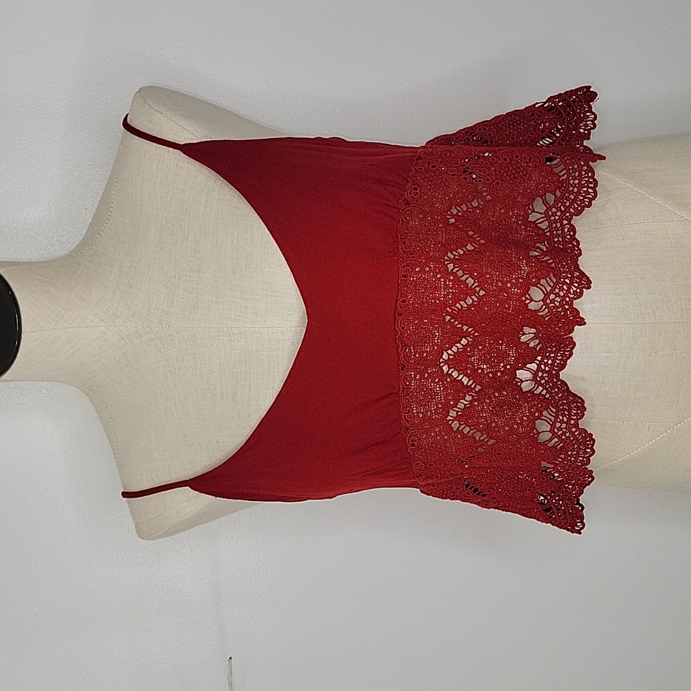 Forever 21 Dark Red Lacy Crop Top SZ L